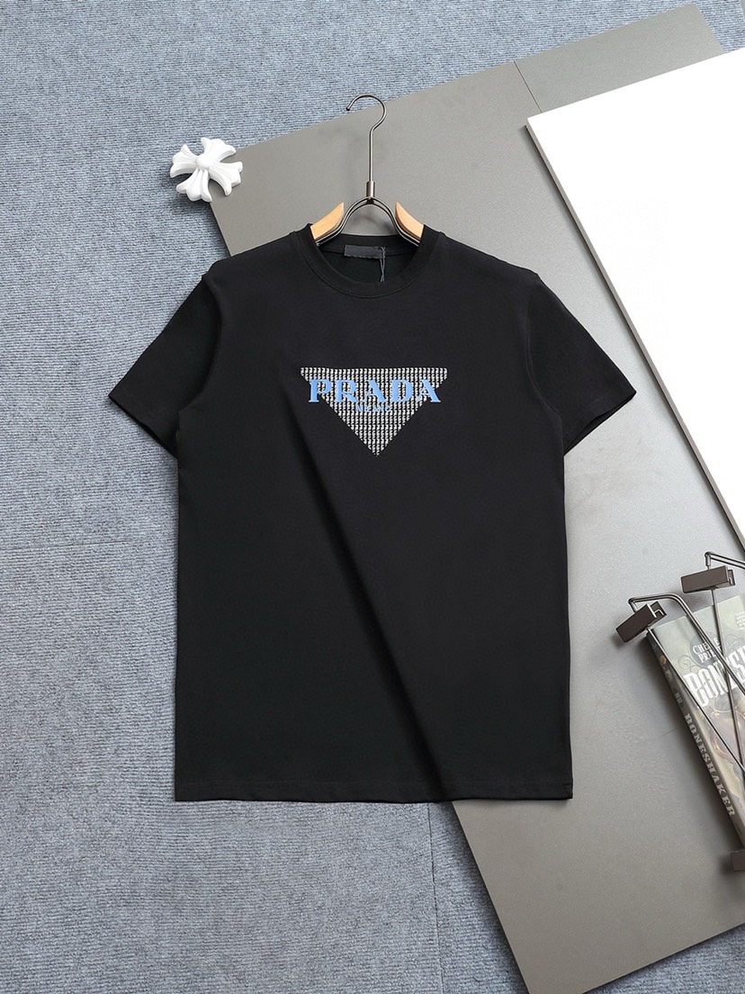 プラダ「Prada」2025SS メンズ クラシックロゴ クルーネックTシャツ