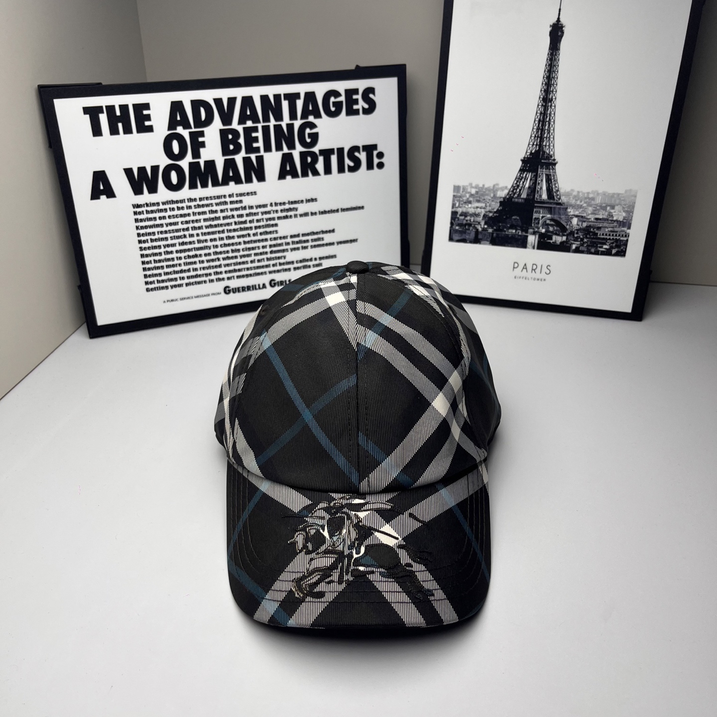 バーバリー「Burberry」クラシック エンブロイダード ホース ベースボールキャップ