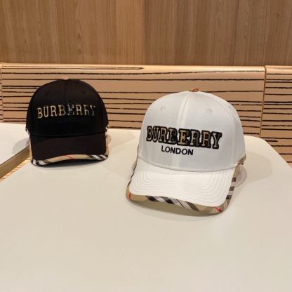 バーバリー「Burberry」リミテッド リネンジュート ベースボールキャップ-ISETAN PRESTIGE CURATED