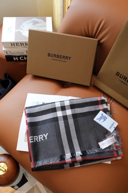 バーバリー「Burberry」ダブルフェイス キャシュミア チェック マフラー (70×220cm)