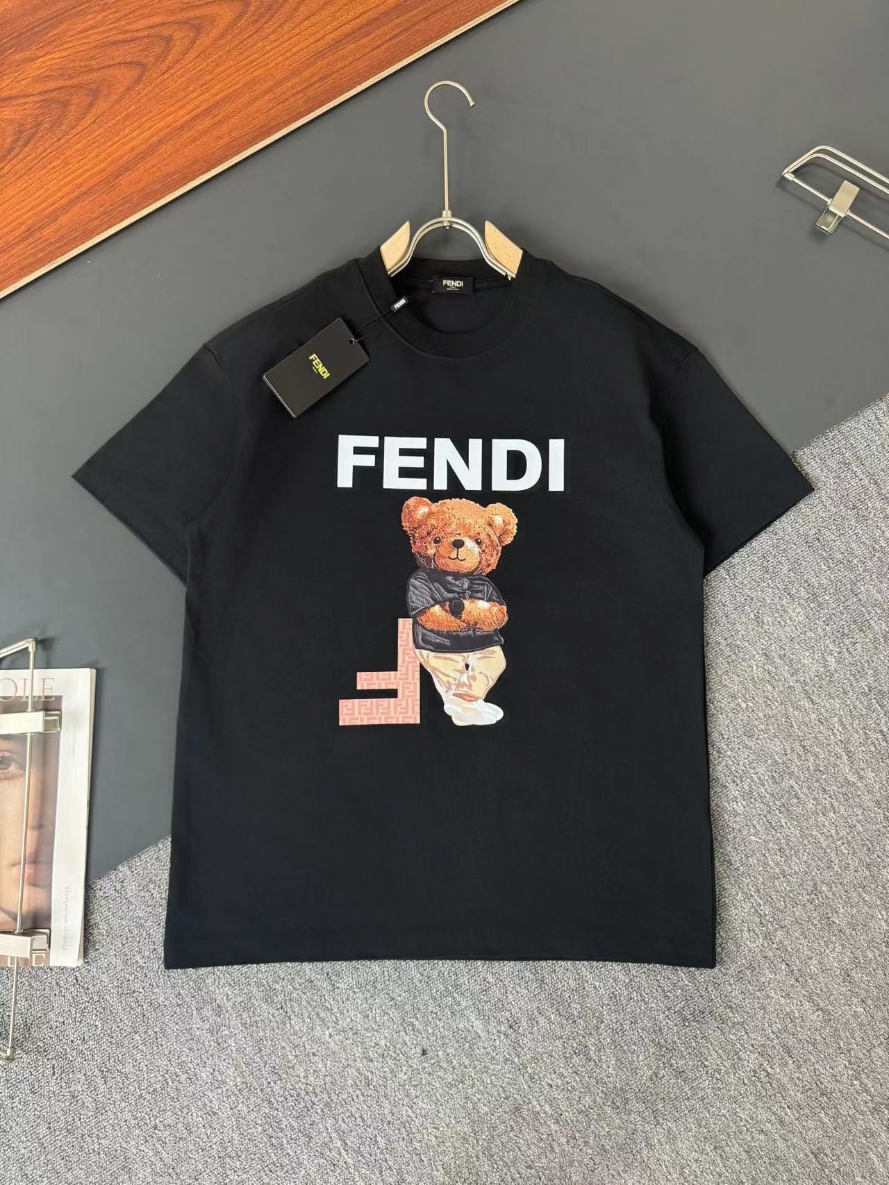 フェンディ「Fendi」2025SS 春夏新作 ラウンドネック Tシャツ