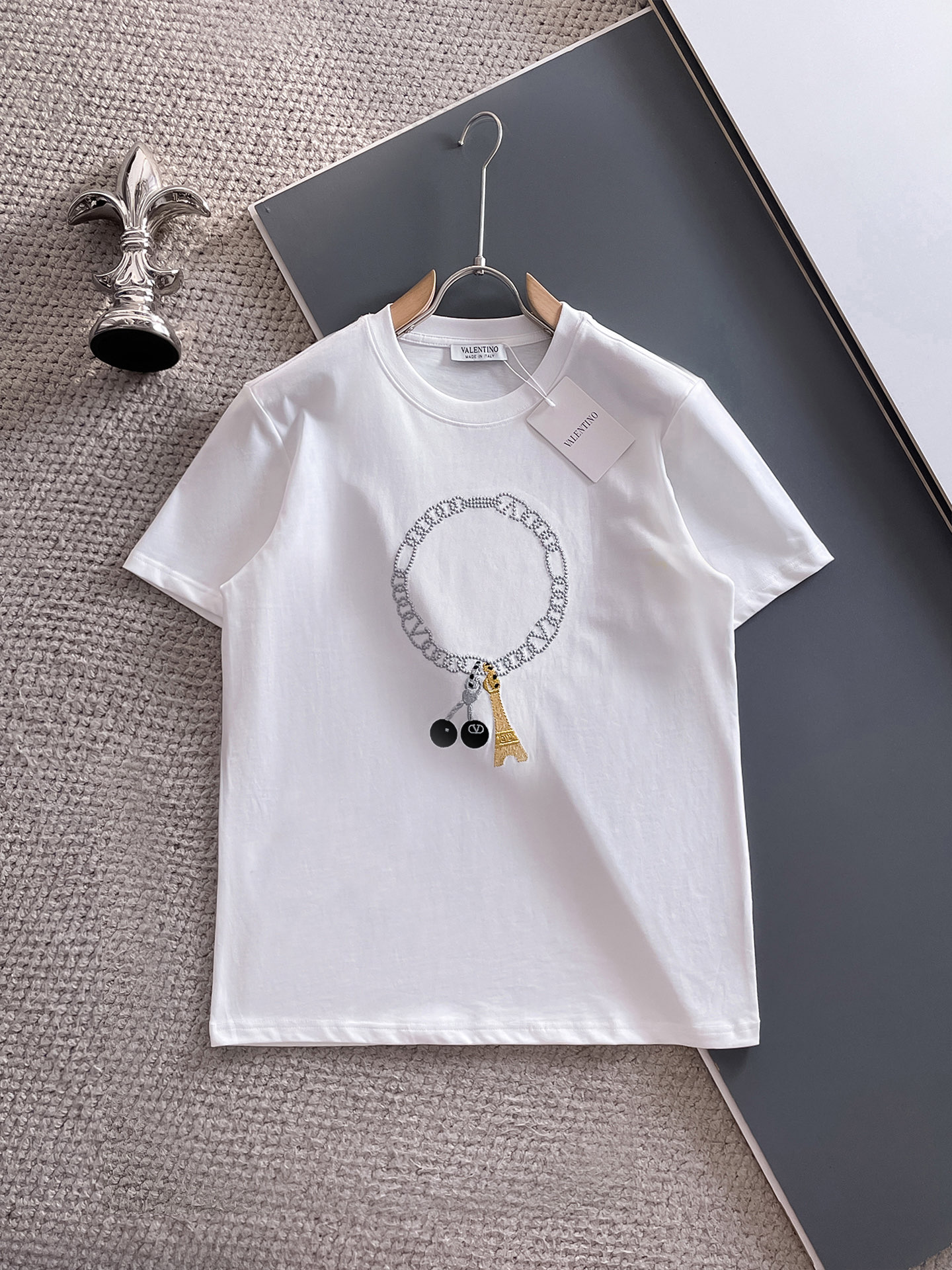 ヴァレンティノ「Valentino」25 ss春夏新作初の最新半袖クルーネックTシャツ