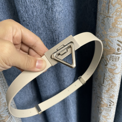 ボッテガ ヴェネタ「Bottega Veneta」トライアングルバックルベルト レディース 新作100CM