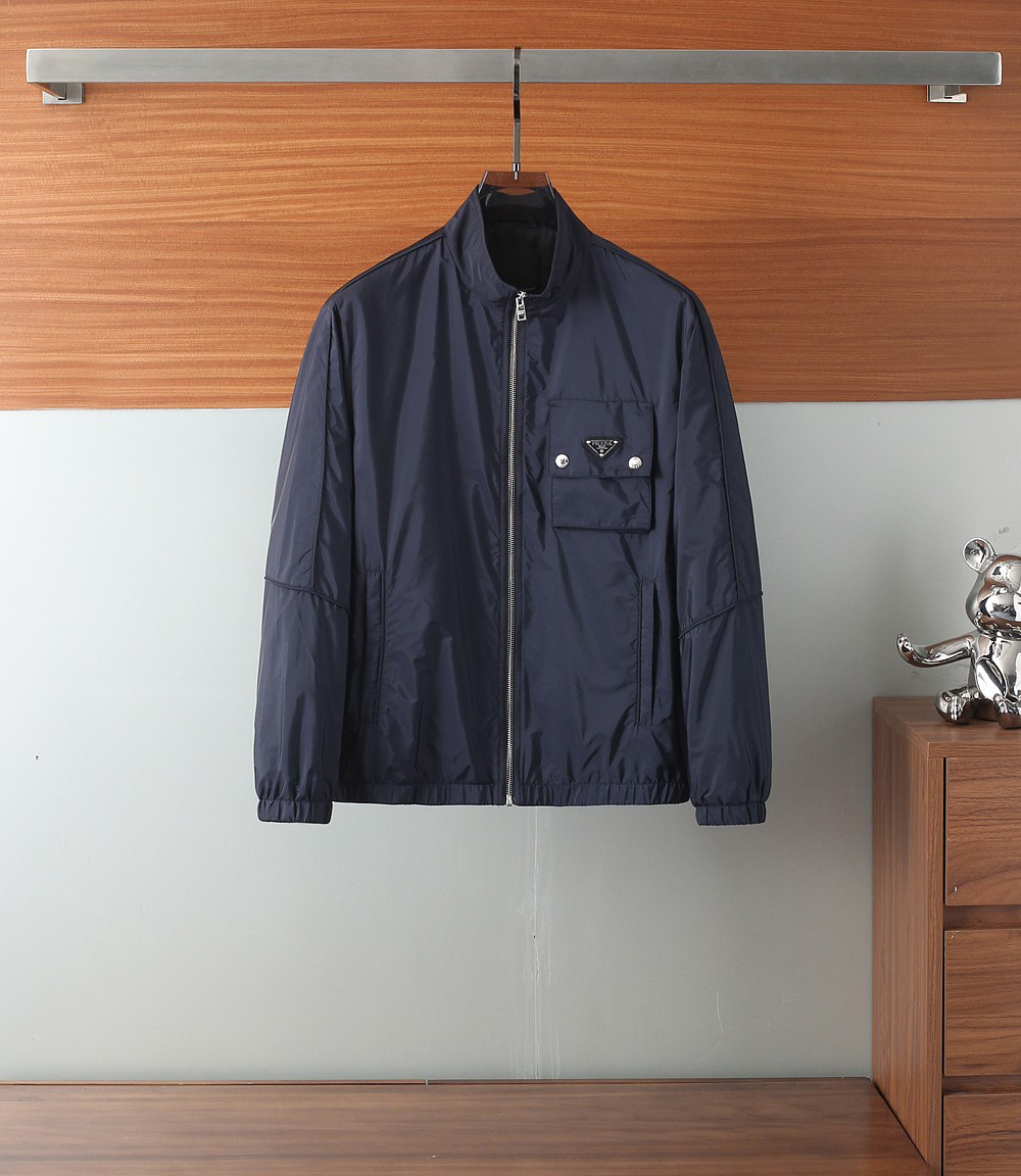 プラダ「Prada」アーリーオータム ジャケット