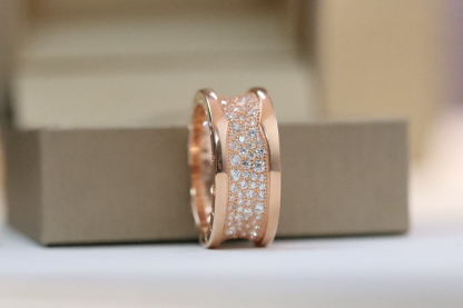 ブルガリ「Bvlgari」ローズゴールドドリルウエストカップルリング