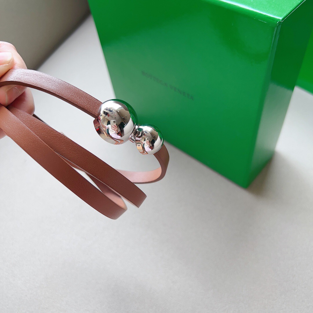 ボッテガ ヴェネタ「Bottega Veneta」クラシックサークルベルト レディース100CM