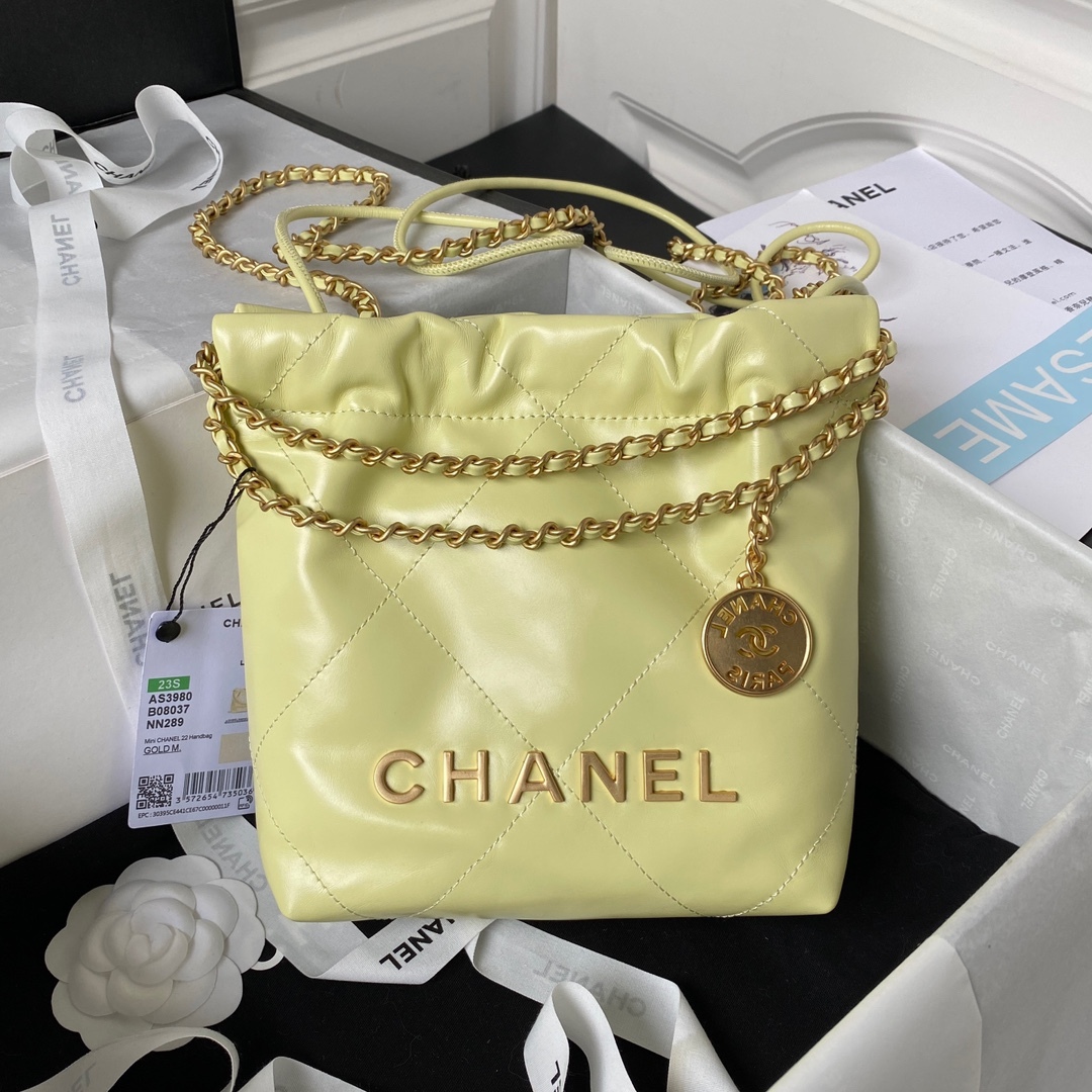 シャネル「Chanel」 22 ミニ ハンドバッグ