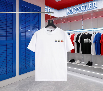 【ワンフォーワン】モンクレール「Moncler」ロゴエンブロイダリー クルーネックTシャツ【在庫僅少】