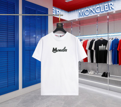 【ワンフォーワン】モンクレール「Moncler」ロゴエンブロイダリー クルーネックTシャツ【在庫僅少】