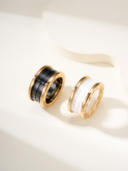 ブルガリ「Bvlgari」 セラミックリング