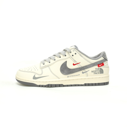 「コラボモデル」The North Face x Nike SB Dunk Low  オフホワイトグレー スケートボードシューズ