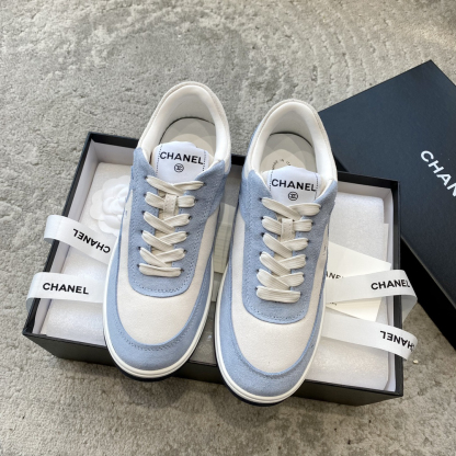 シャネル「Chanel」23C スエード パンダスニーカー カジュアルシューズ