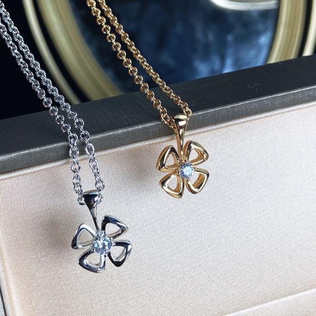 ブルガリ「Bvlgari」Fiorever 詠綻 フォーリーフクローバー ネックレス41-43cm