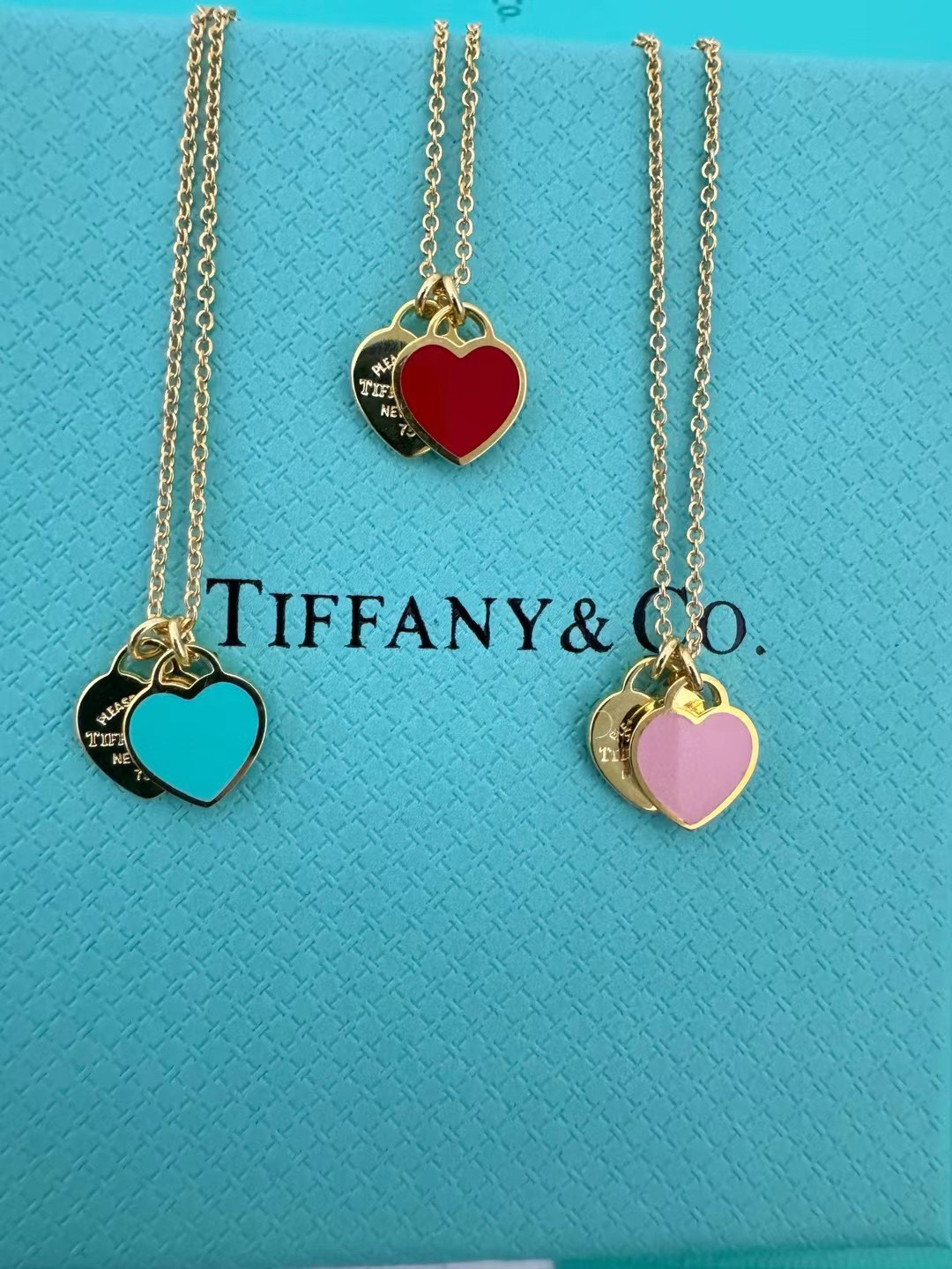 ティファニー「Tiffany & Co.」ダブルハート レッドエナメルネックレス
