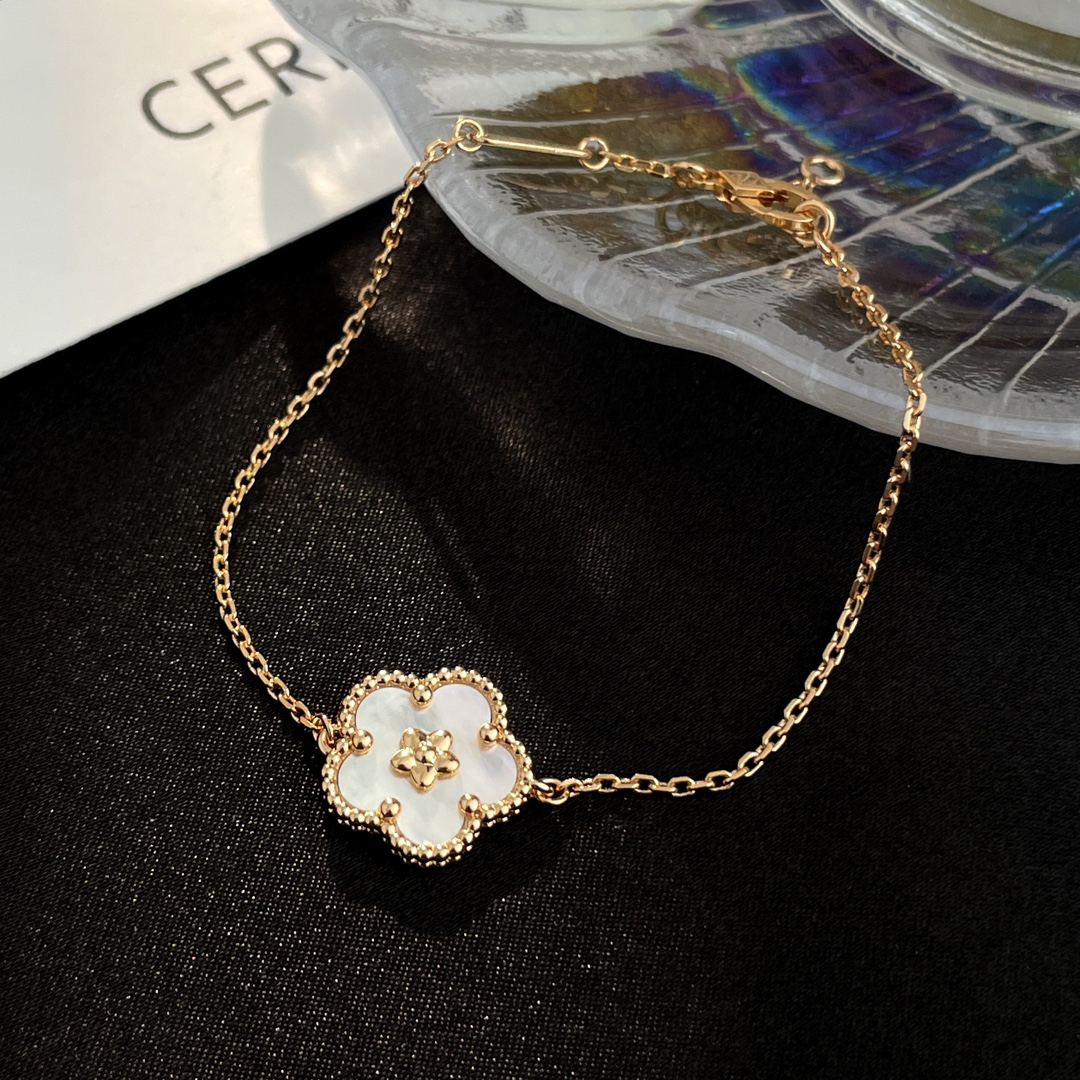 ヴァン クリーフ＆アーペル「Van Cleef & Arpels」Lucky Spring 18Kローズゴールド ホワイトベリル シングルフラワー ブレスレット16cm～18cm