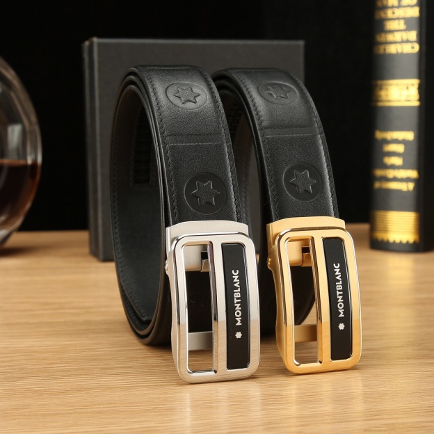 ヴァン クリーフ＆アーペル「Van Cleef & Arpels」 クラシックコレクション オートマチックスチールバックル レザーベルト100cm