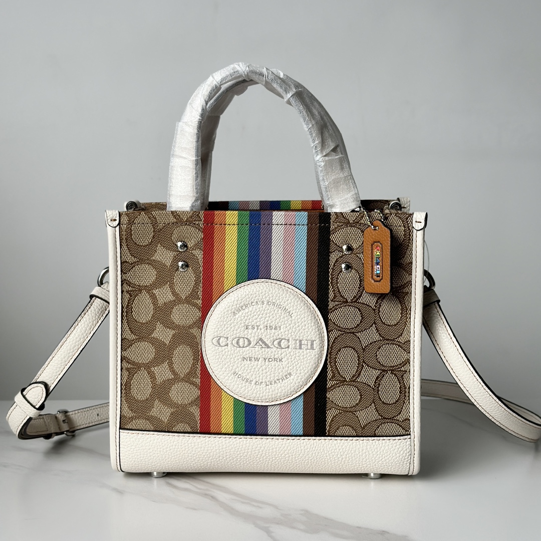コーチ「Coach」Demsey レインボーシリーズ トートバッグ