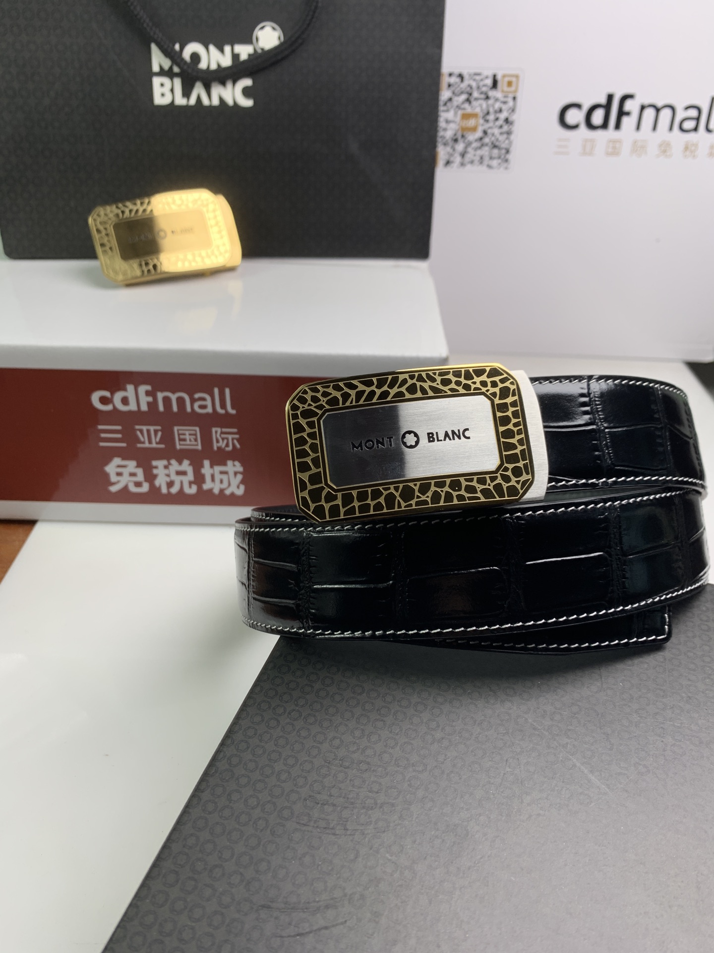 モンブラン「Montblanc」 クラシックコレクション クロコダイルエンボスレザー ベルト100cm