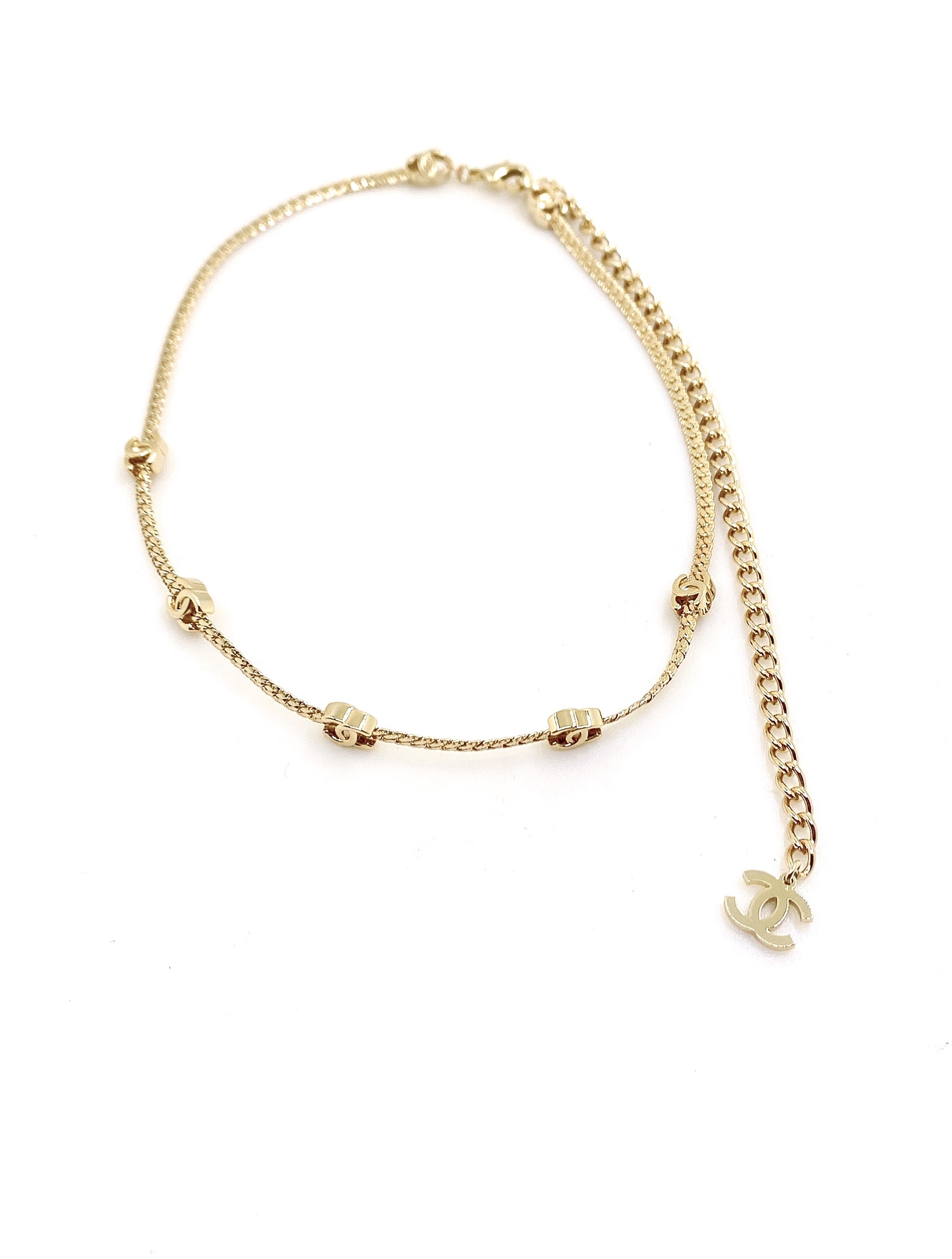 シャネル「Chanel」 最新ライトゴールドCCロゴネックレス