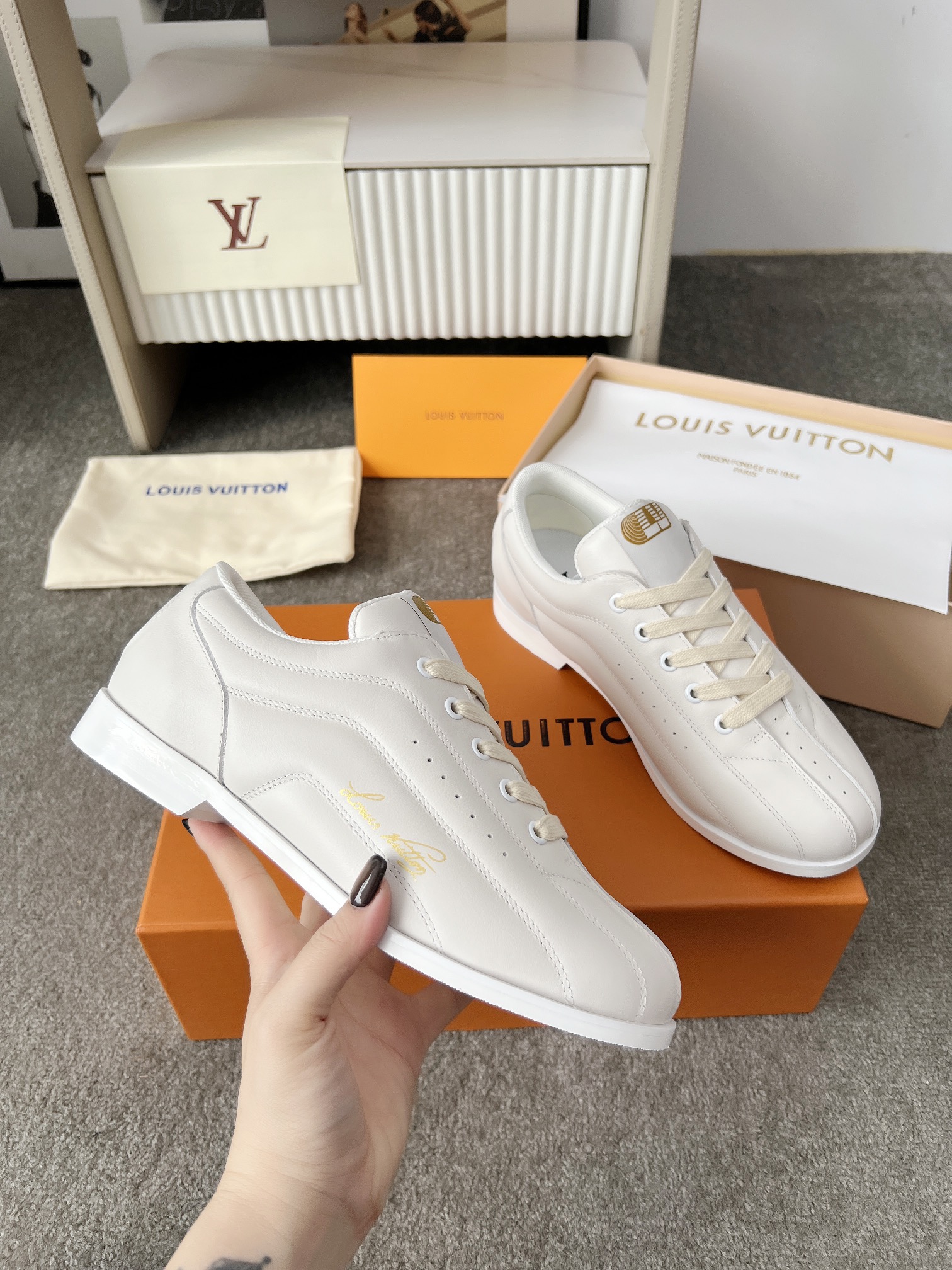 ルイ・ヴィトン「Louis Vuitton」Bowling スニーカー メンズ レザー シューズ