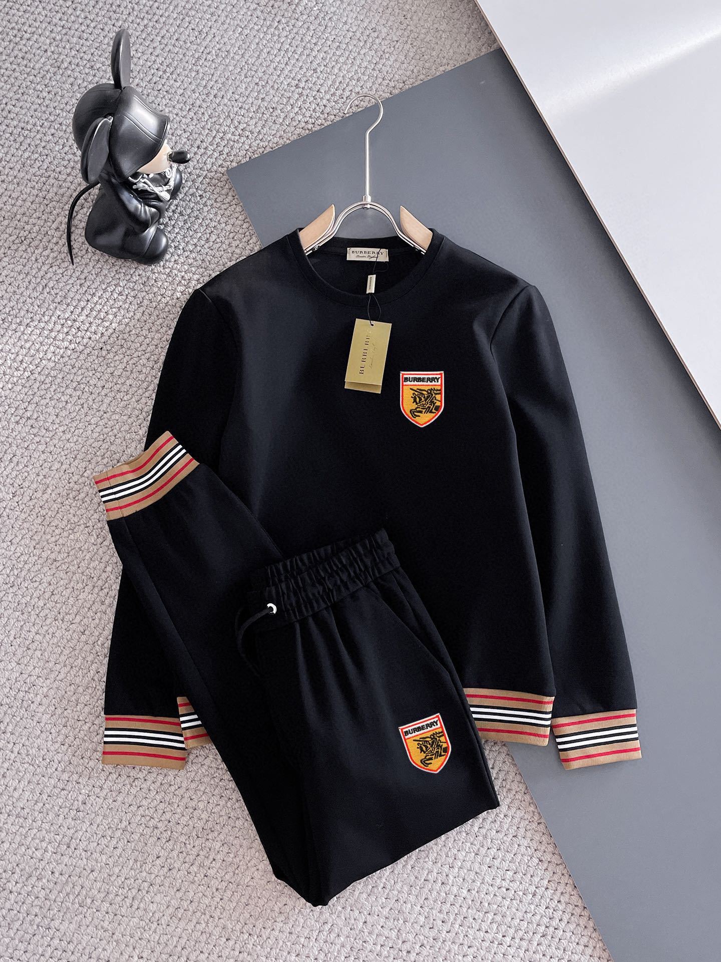 バーバリー「Burberry」メンズ  カジュアルスポーツセット