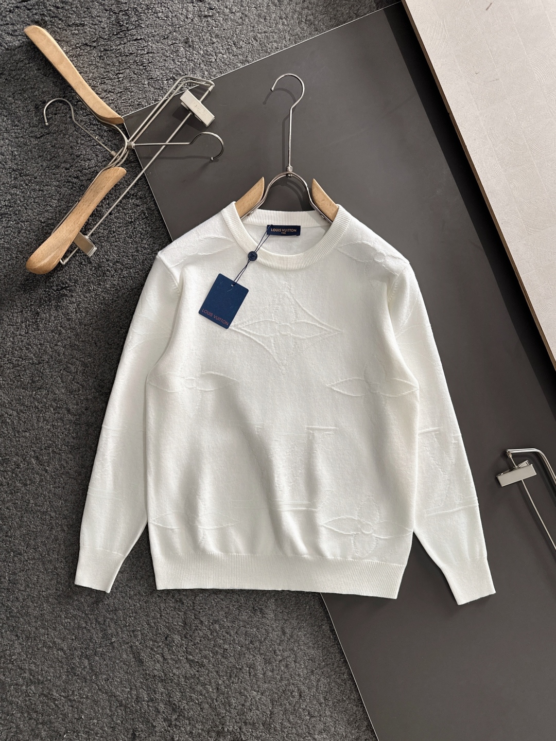ルイ・ヴィトン「Louis Vuitton」秋冬 メンズ  クルーネックニット