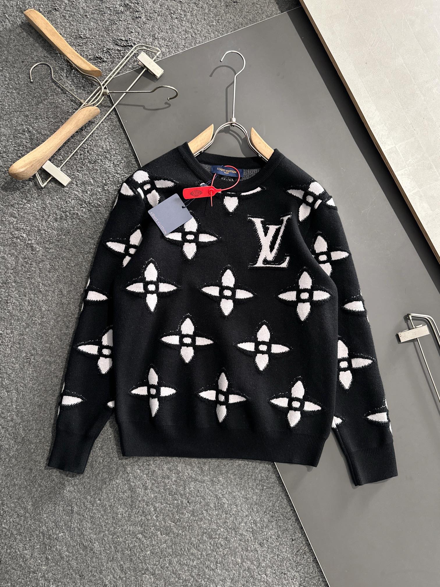 ルイ・ヴィトン「Louis Vuitton」秋冬 メンズ  クルーネックニット