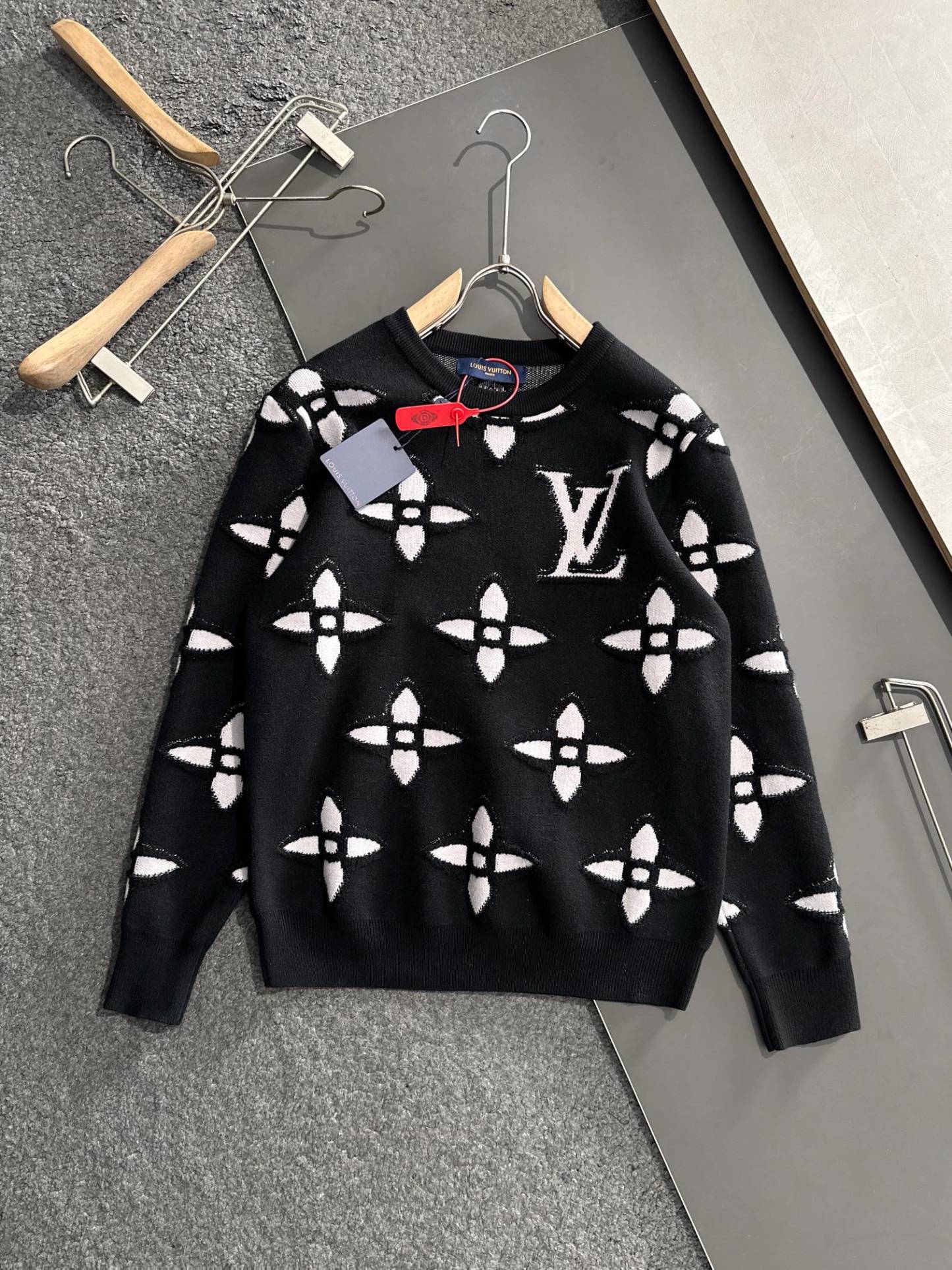 ルイ・ヴィトン「Louis Vuitton」秋冬 メンズ  クルーネックニット