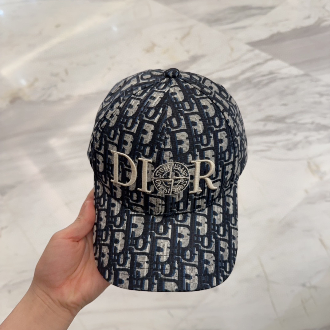 ディオール「Dior」 Oblique エンブロイダリー ベースボールキャップ