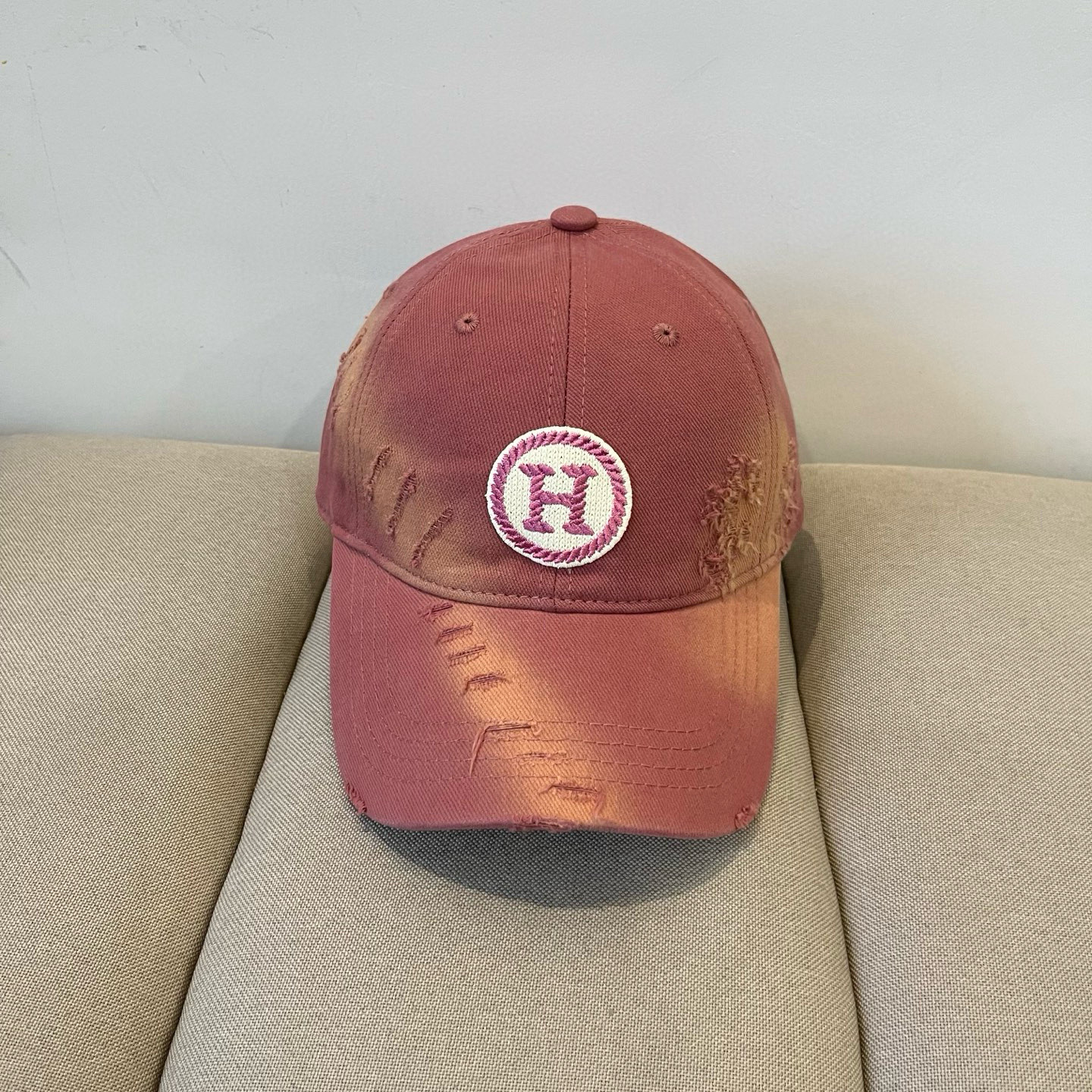 エルメス「Hermès」 2025 Classic ベースボールキャップ