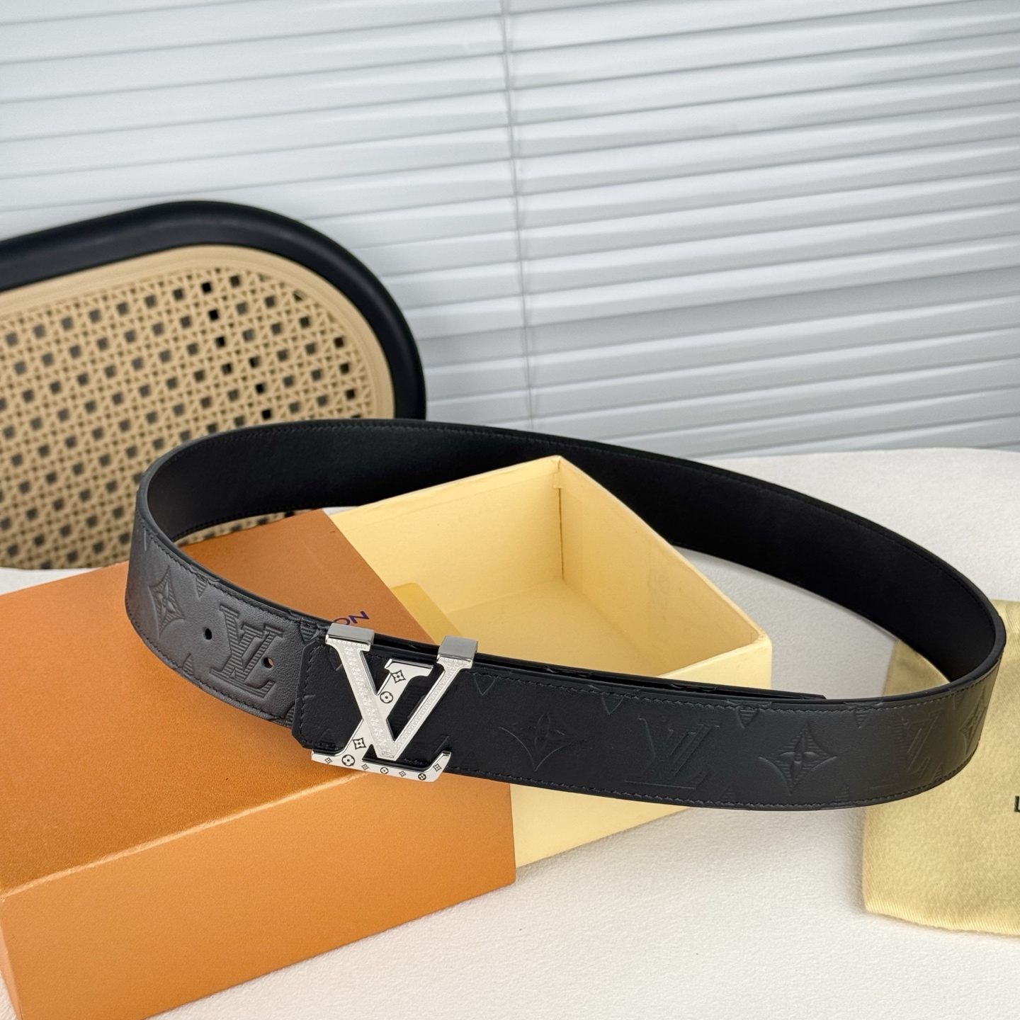 ルイ・ヴィトン「Louis Vuitton」DIMENSION 4.0 レザーベルト