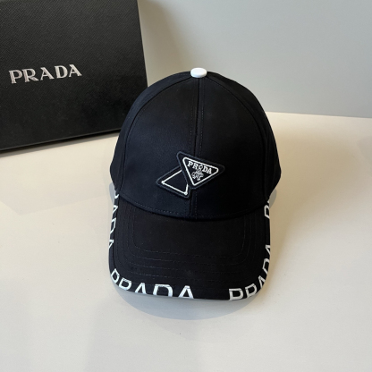 プラダ「Prada」 Re-Nylon Baseball Cap