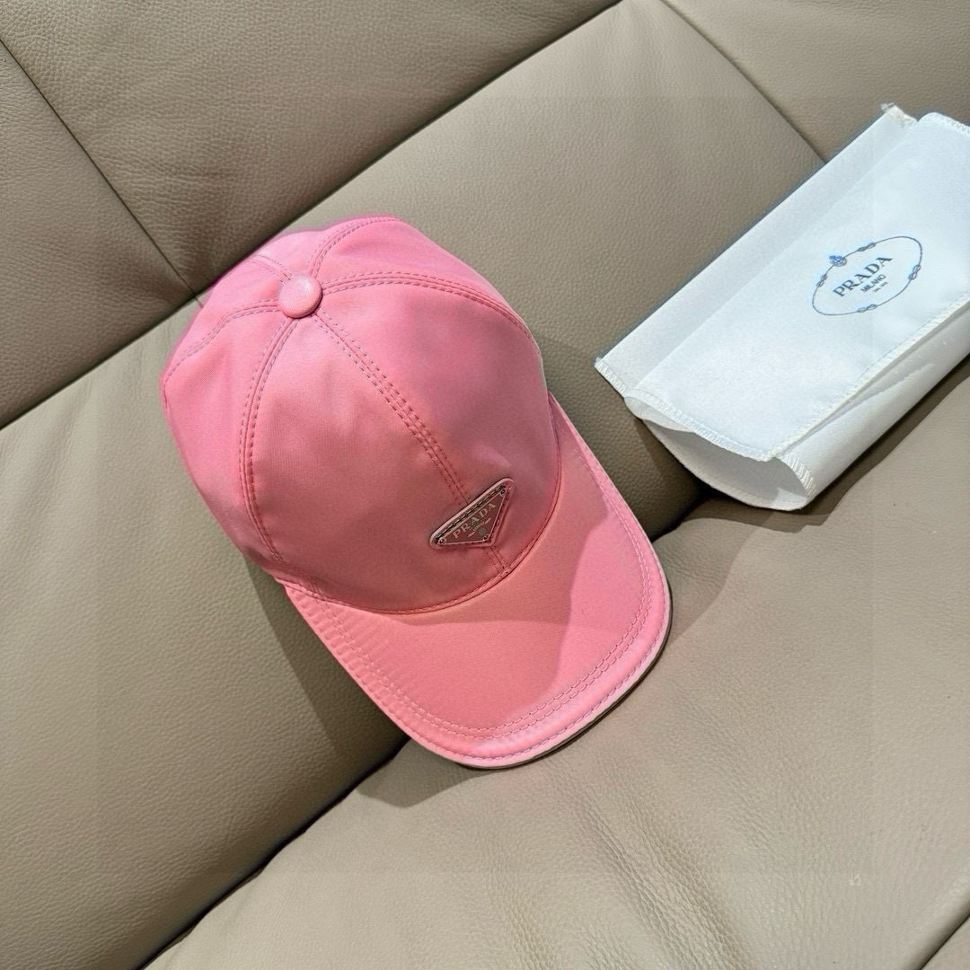 プラダ「Prada」Re-Nylon Baseball Cap