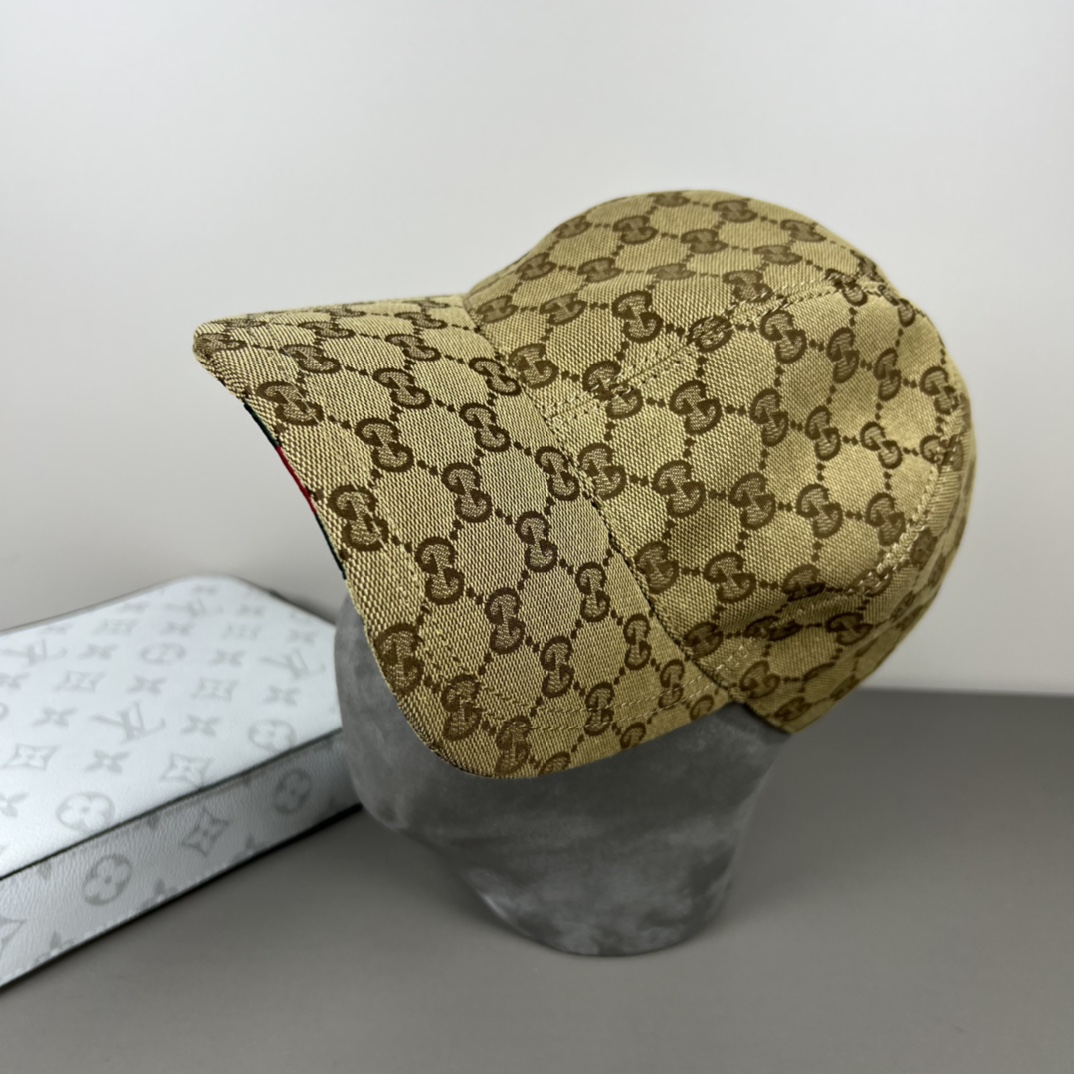 グッチ「Gucci」GGベースボールキャップ 2025コレクション