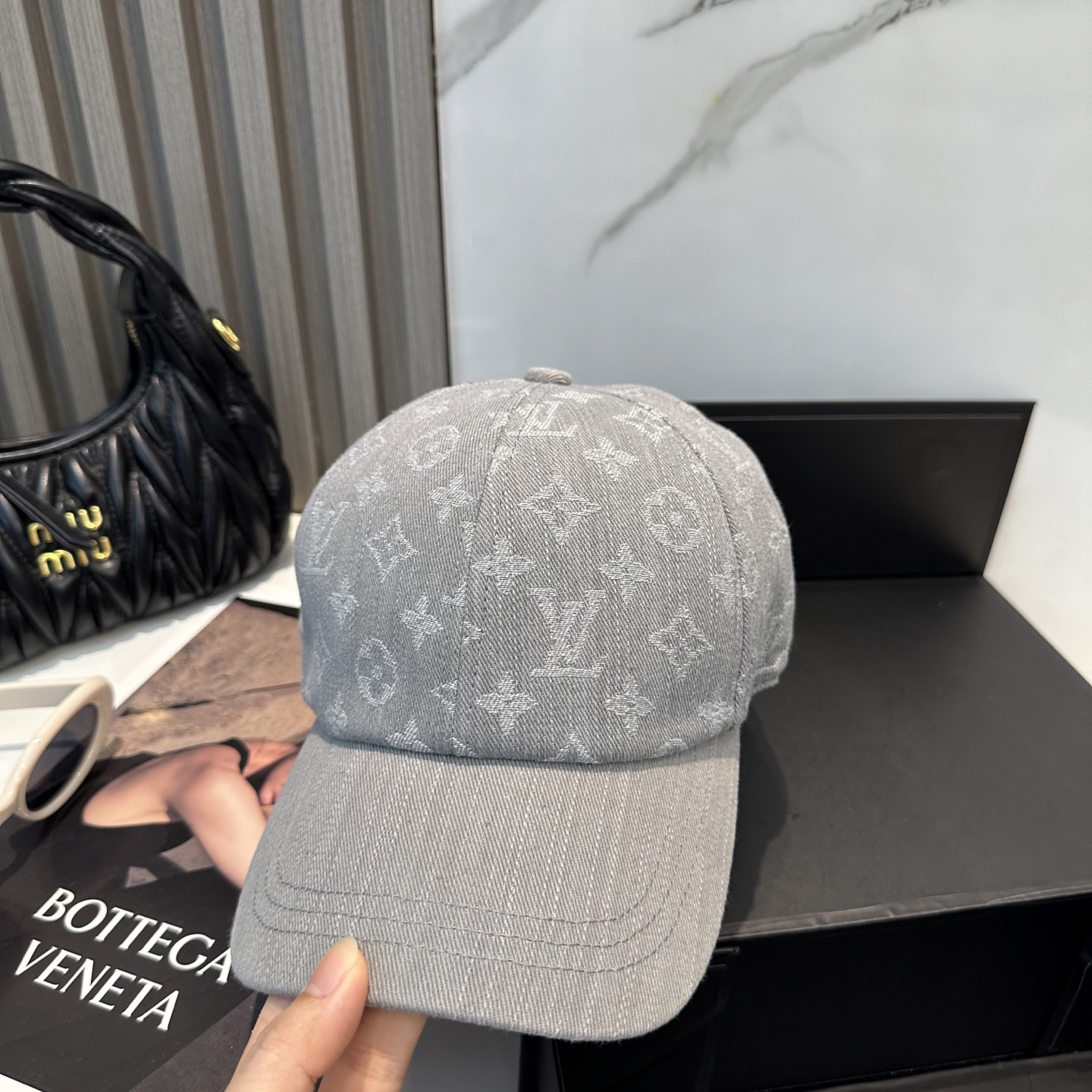 ルイ・ヴィトン「Louis Vuitton」 Signature キャップ（メンズ）