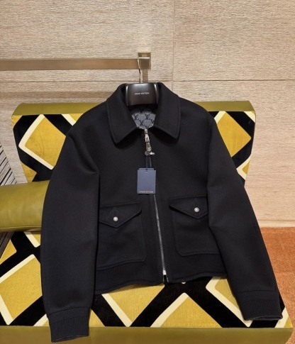 ルイ・ヴィトン「Louis Vuitton」モノグラム インナープリント ウールジャケット アウター-ISETAN PRESTIGE CURATED