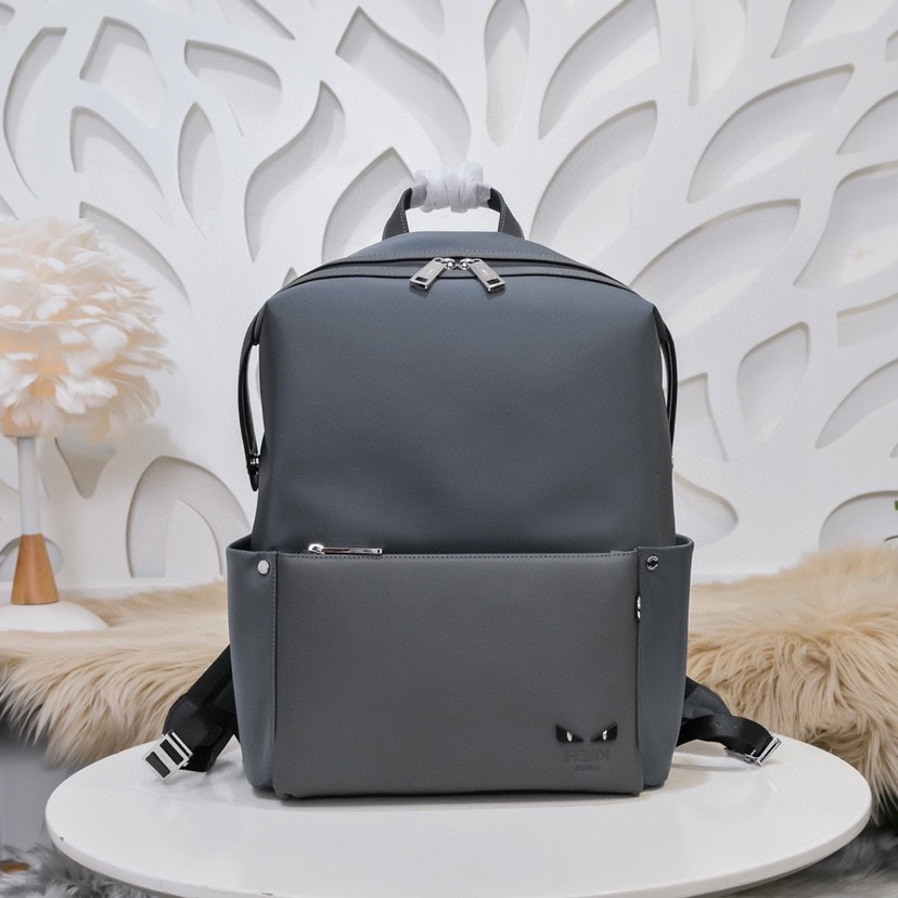 フェンディ「Fendi」 ストライク メンズ ラージ バックパック-ISETAN PRESTIGE CURATED