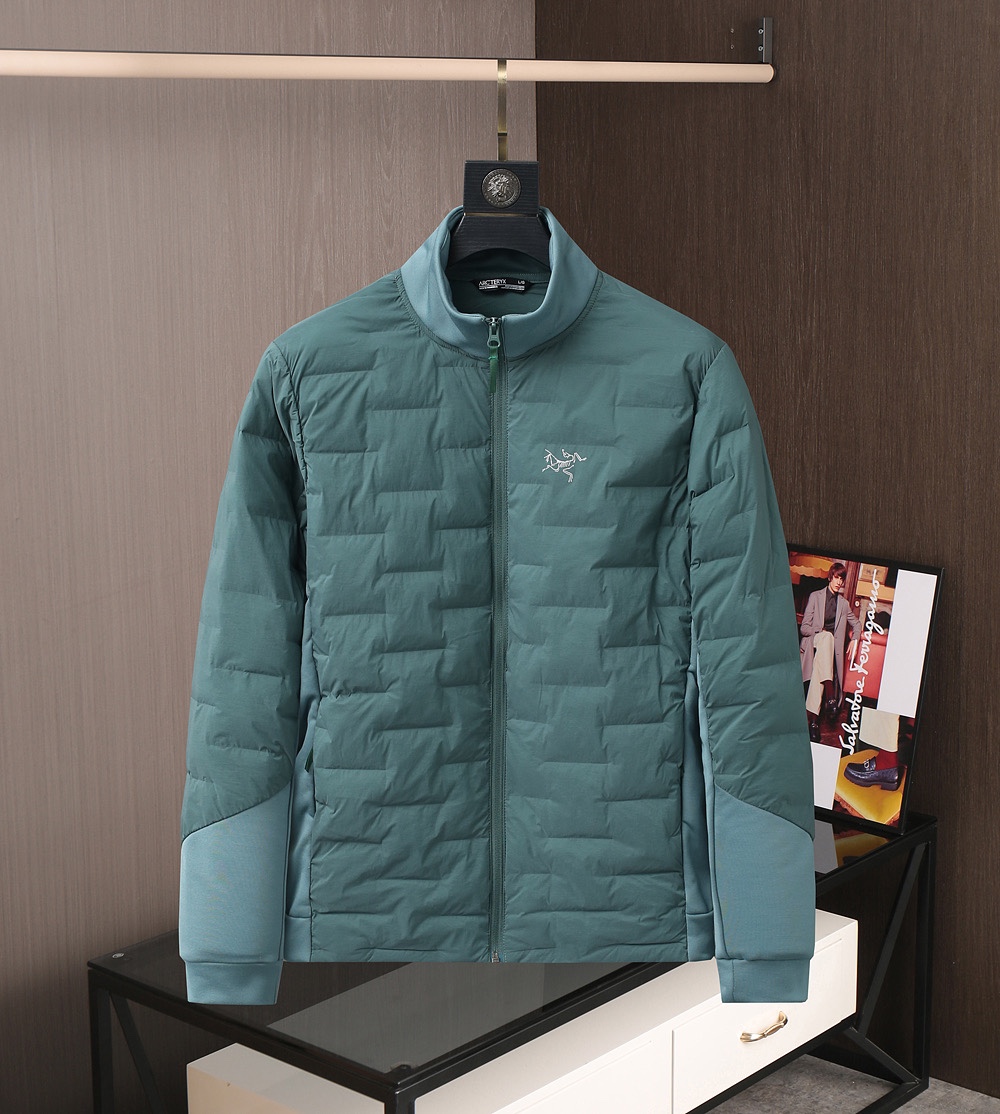 アークテリクス「ARC'TERYX」シームレス ダウンジャケット メンズ