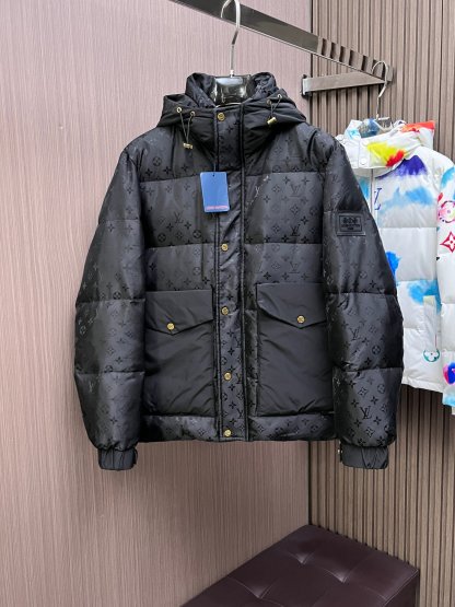 ルイ・ヴィトン「Louis Vuitton」‌ MONOGRAM PILLOW ダウンジャケット