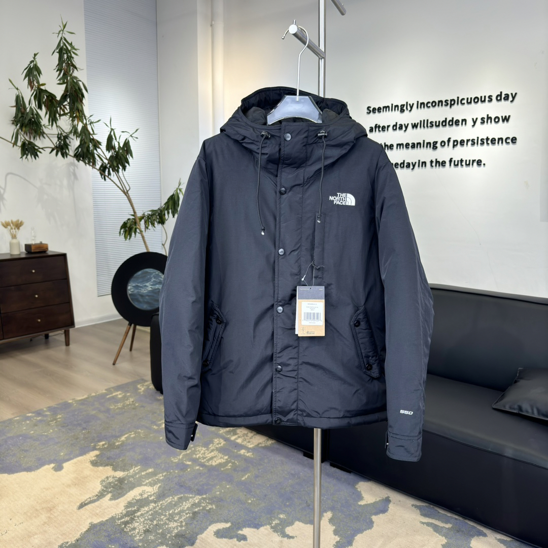 ザ・ノースフェイス「The North Face」ブラックサムライ アーバンアウトドア ダウンジャケット FW24