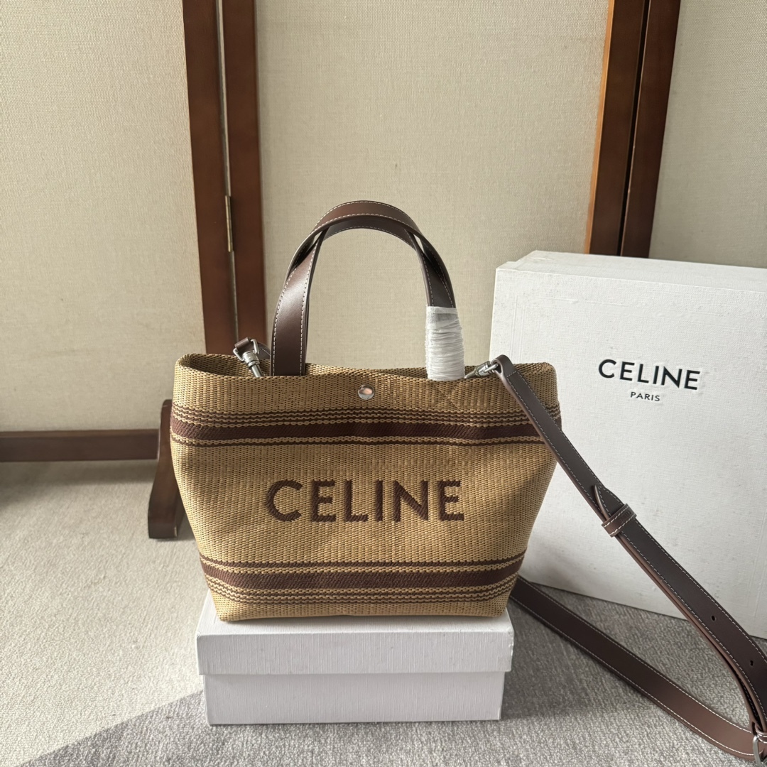 セリーヌ「Celine」Plein Soleilシリーズ ラフィアトートバッグ