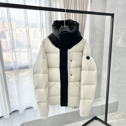 モンクレール「Moncler」ブラックレーベル ブラックウォリアー ショートダウンジャケット