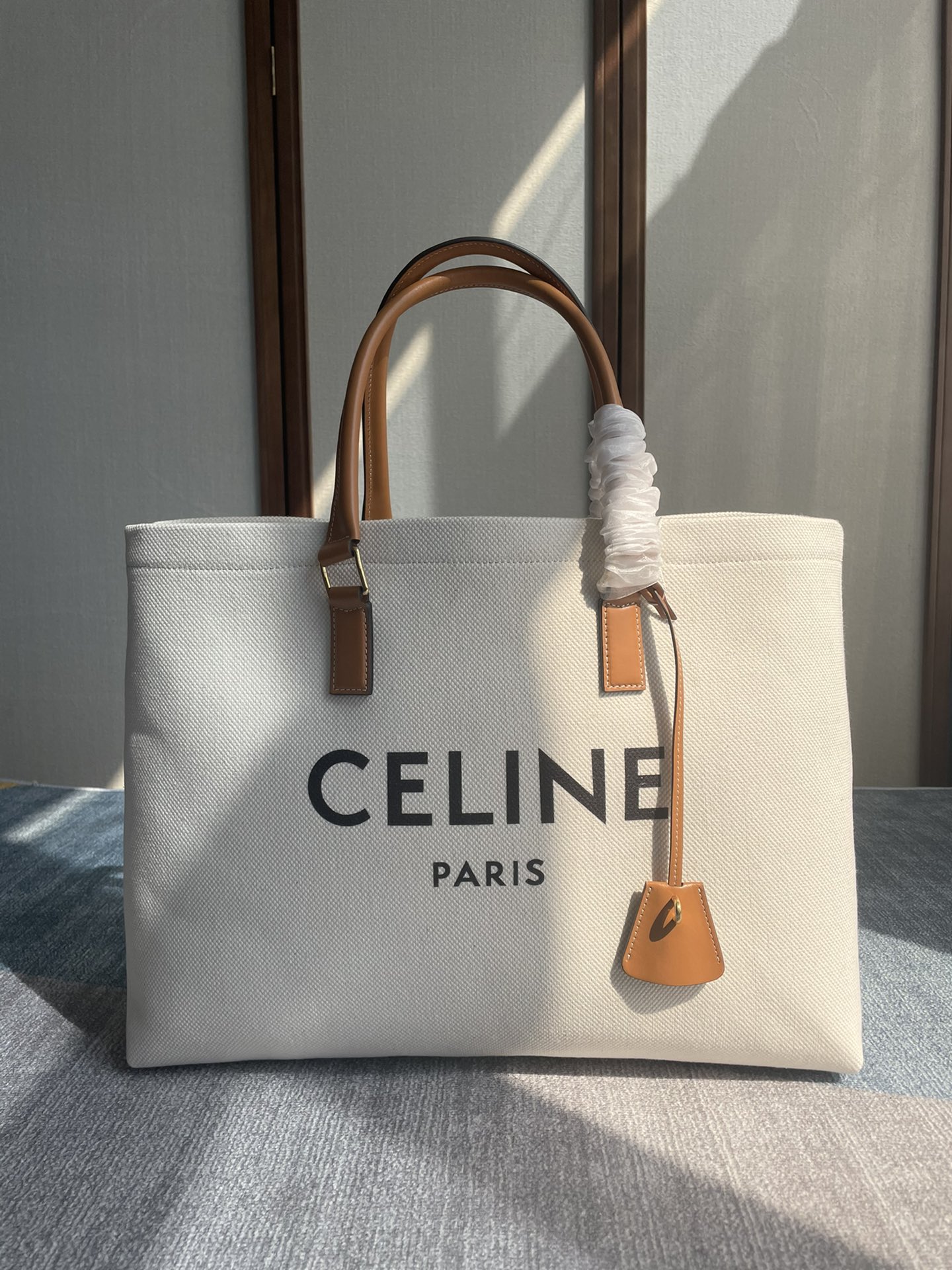 セリーヌ「Celine」CABAS最新シリーズ ラージトートバッグ
