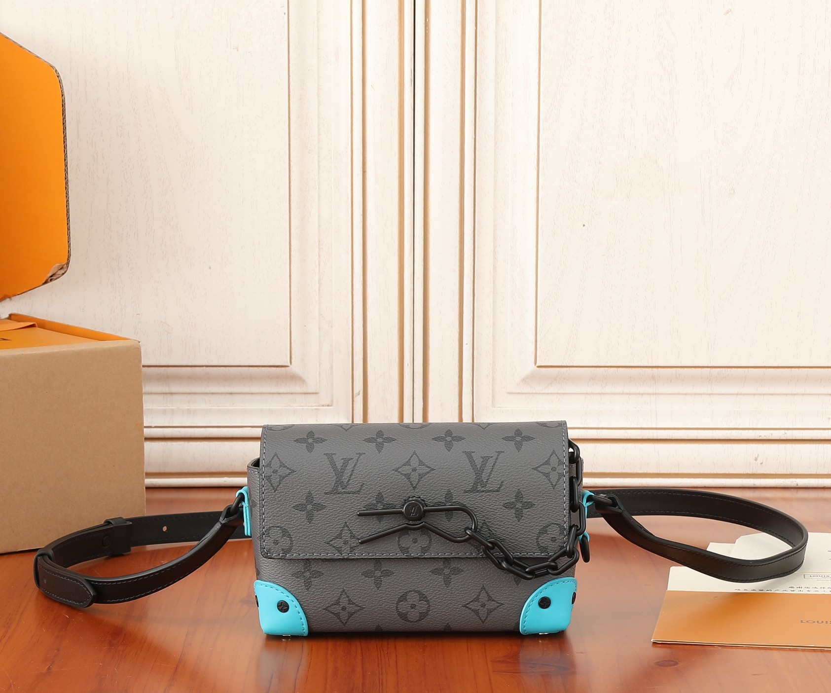 ルイ・ヴィトン「Louis Vuitton」スティーマーウェアラブル ウォレット