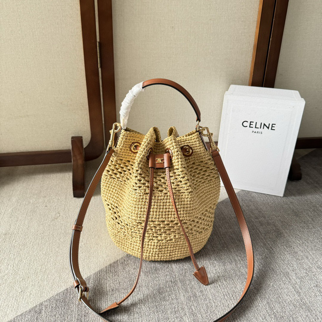 セリーヌ「Celine」＆カーフレザー クラシックバスケットバッグ