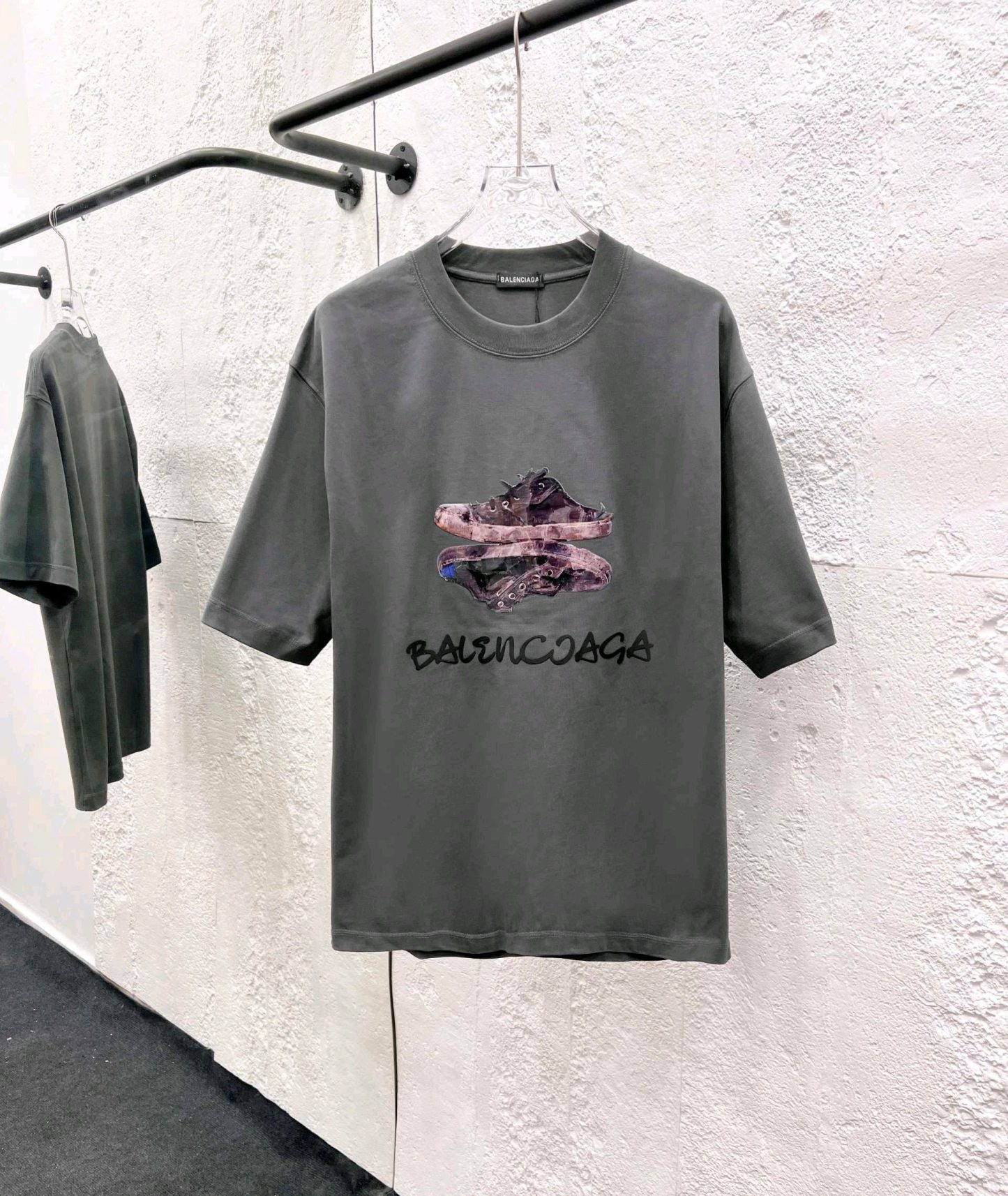 バレンシアガ「Balenciaga」ハイネックプレミアムコットン半袖Tシャツ
