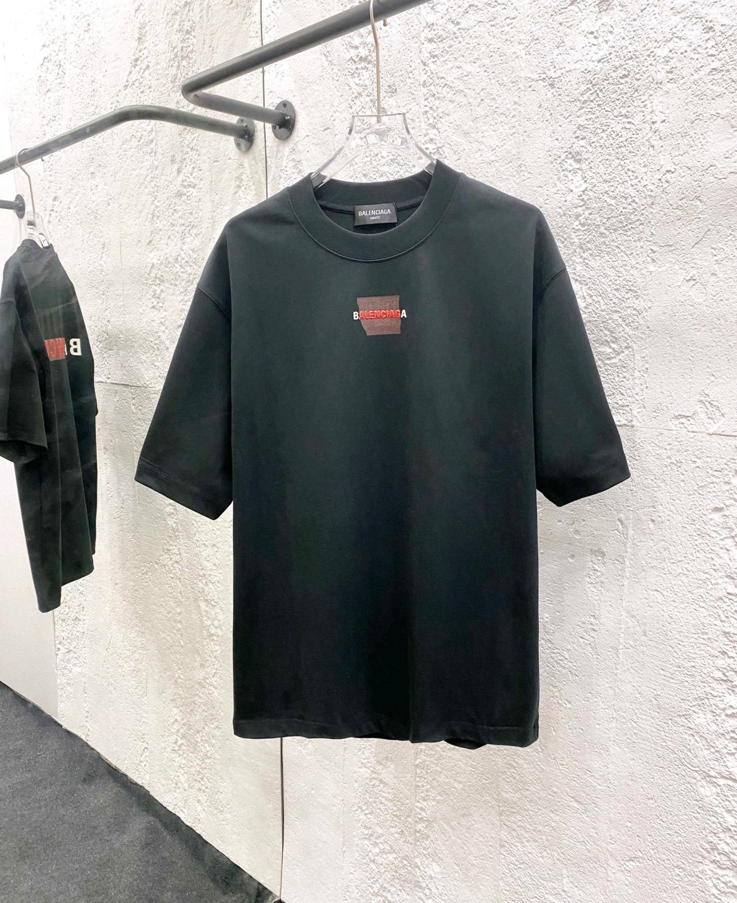バレンシアガ「Balenciaga」ハイネックプレミアムコットン半袖Tシャツ