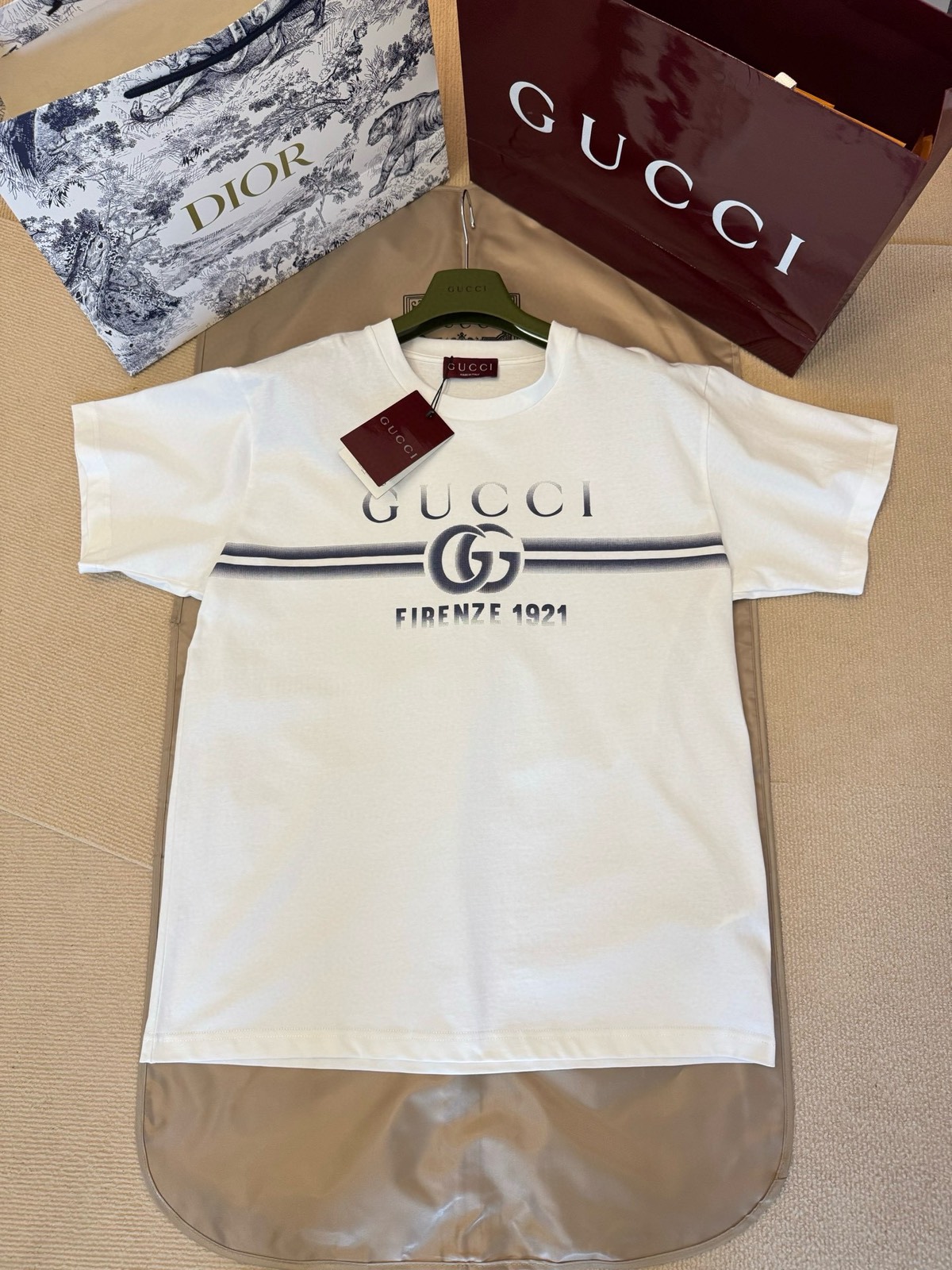 グッチ「Gucci」グラデーション GG プリント Tシャツ