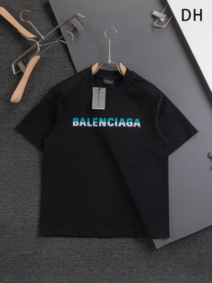 バレンシアガ「Balenciaga」ツートンカラー レター エンブロイダリー Tシャツ
