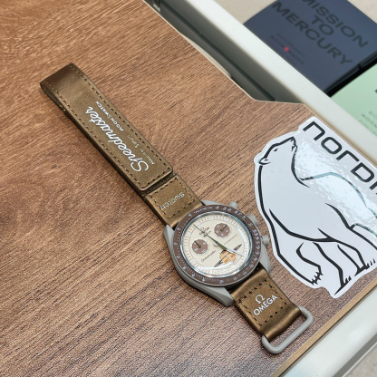 スウォッチ「Swatch」OMEGA BIOCERAMIC MoonSwatch コレクション 腕時計42MM